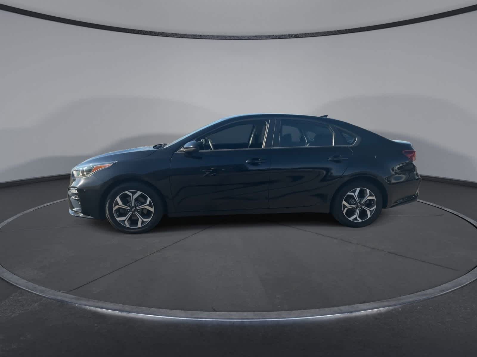 Thumbnail: 2021 Kia Forte - 5