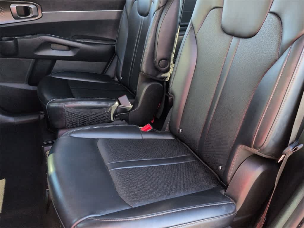 Thumbnail: 2022 Kia Sorento - 20