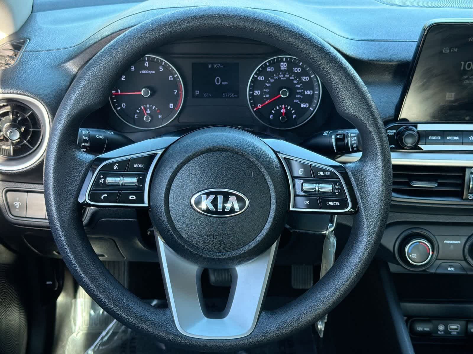 Thumbnail: 2021 Kia Forte - 23