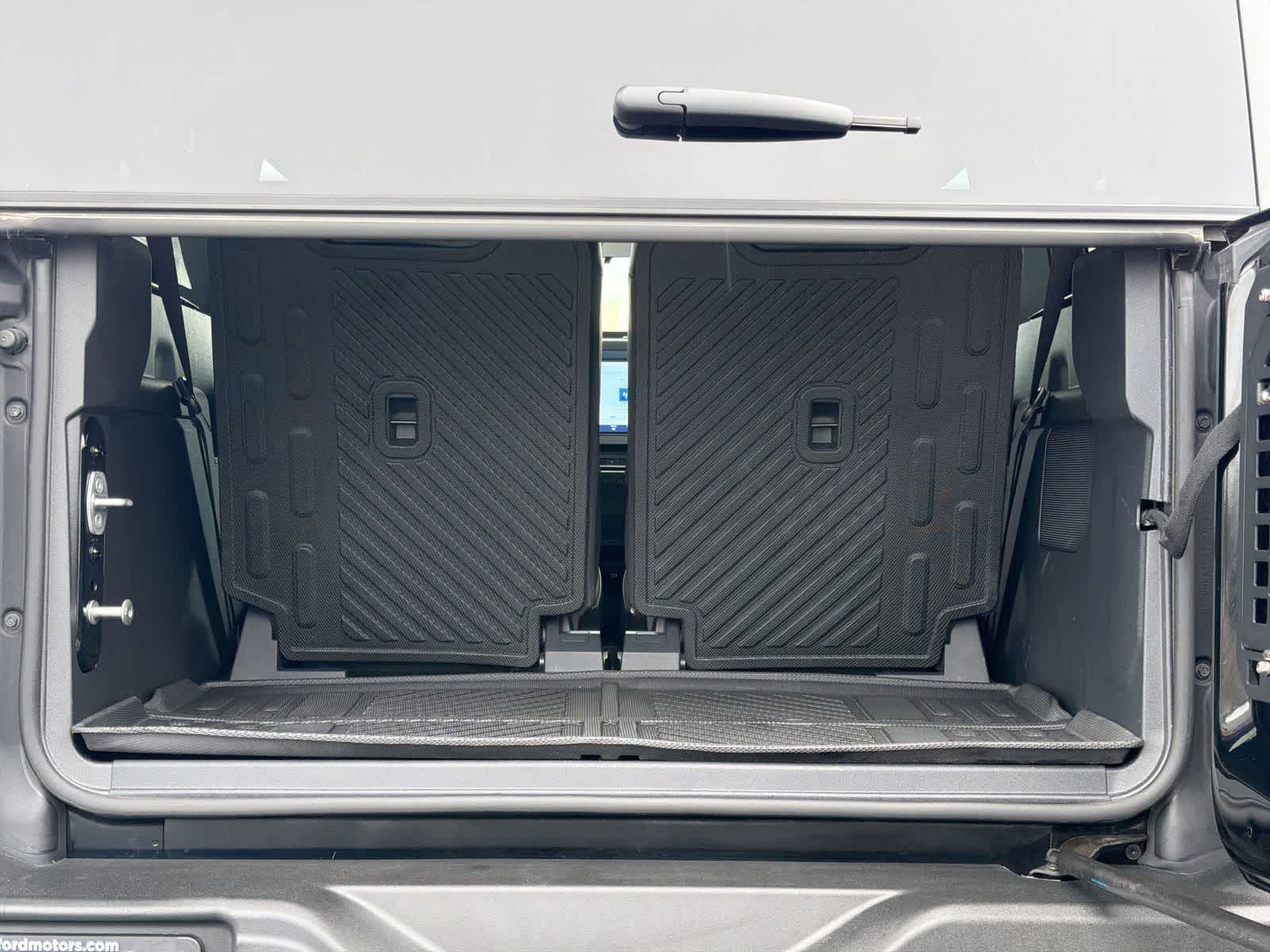 Thumbnail: 2024 Ford Bronco - 32