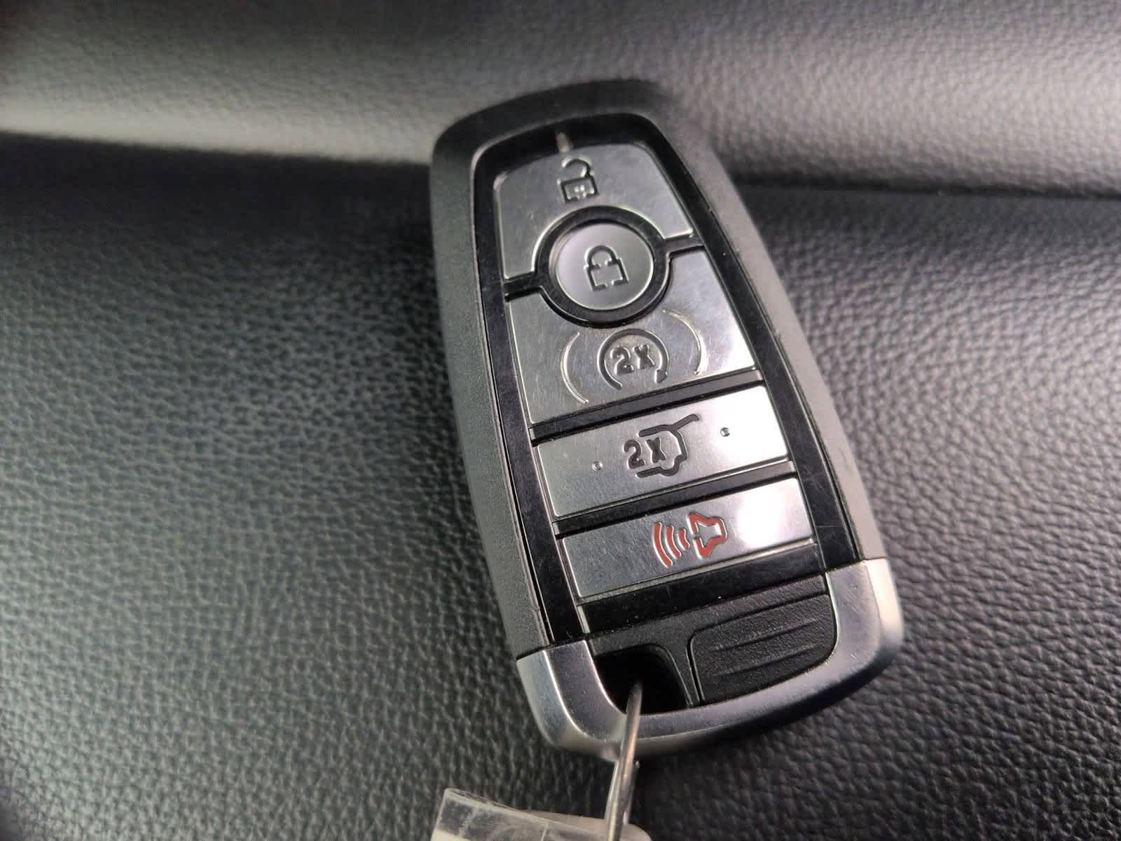 Thumbnail: 2022 Ford Edge - 38