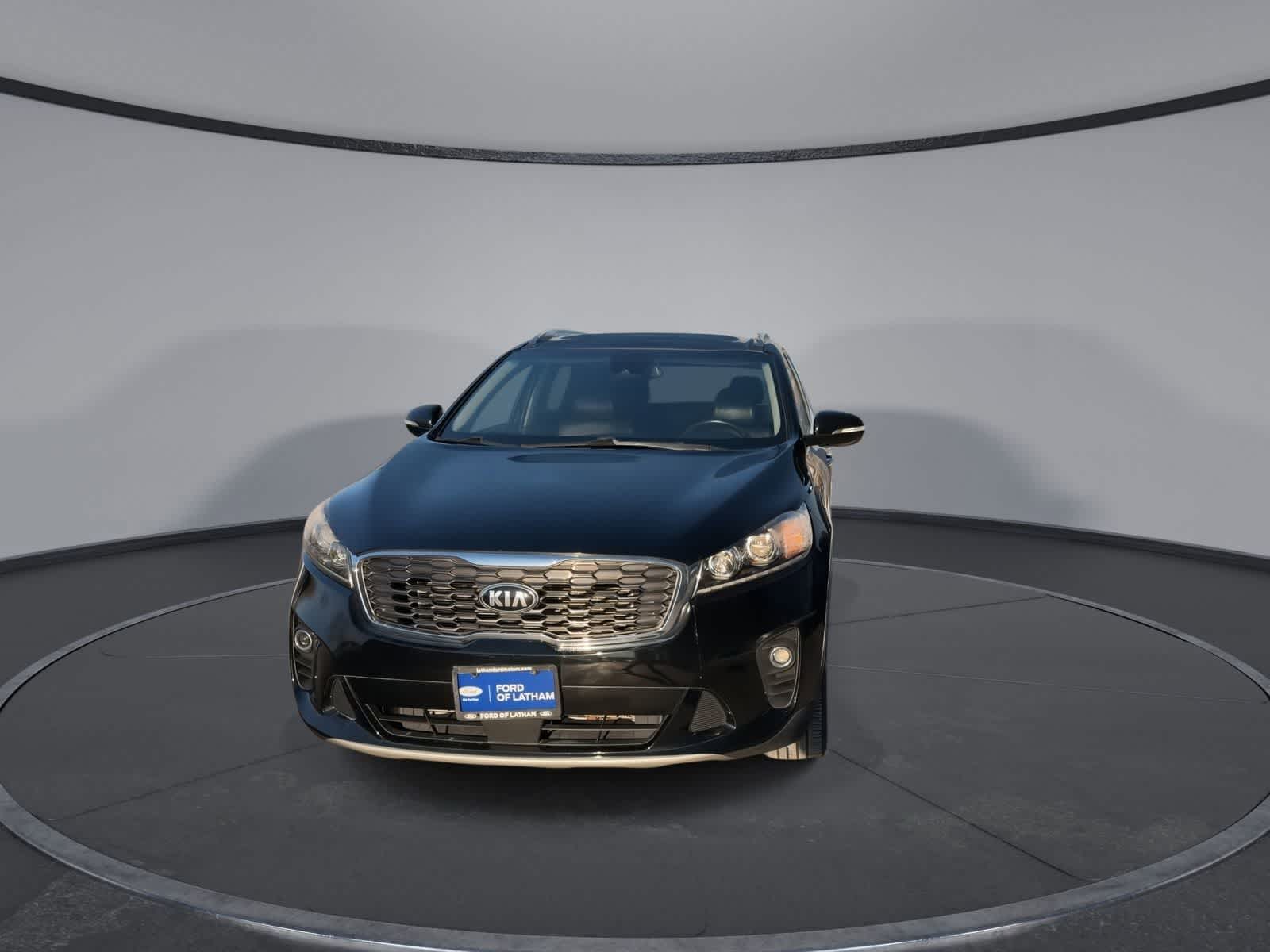 Thumbnail: 2019 Kia Sorento - 3