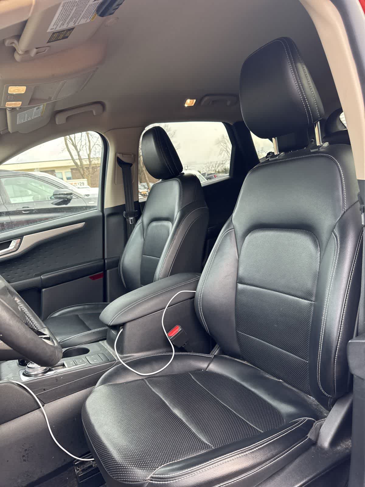 Thumbnail: 2020 Ford Escape - 7