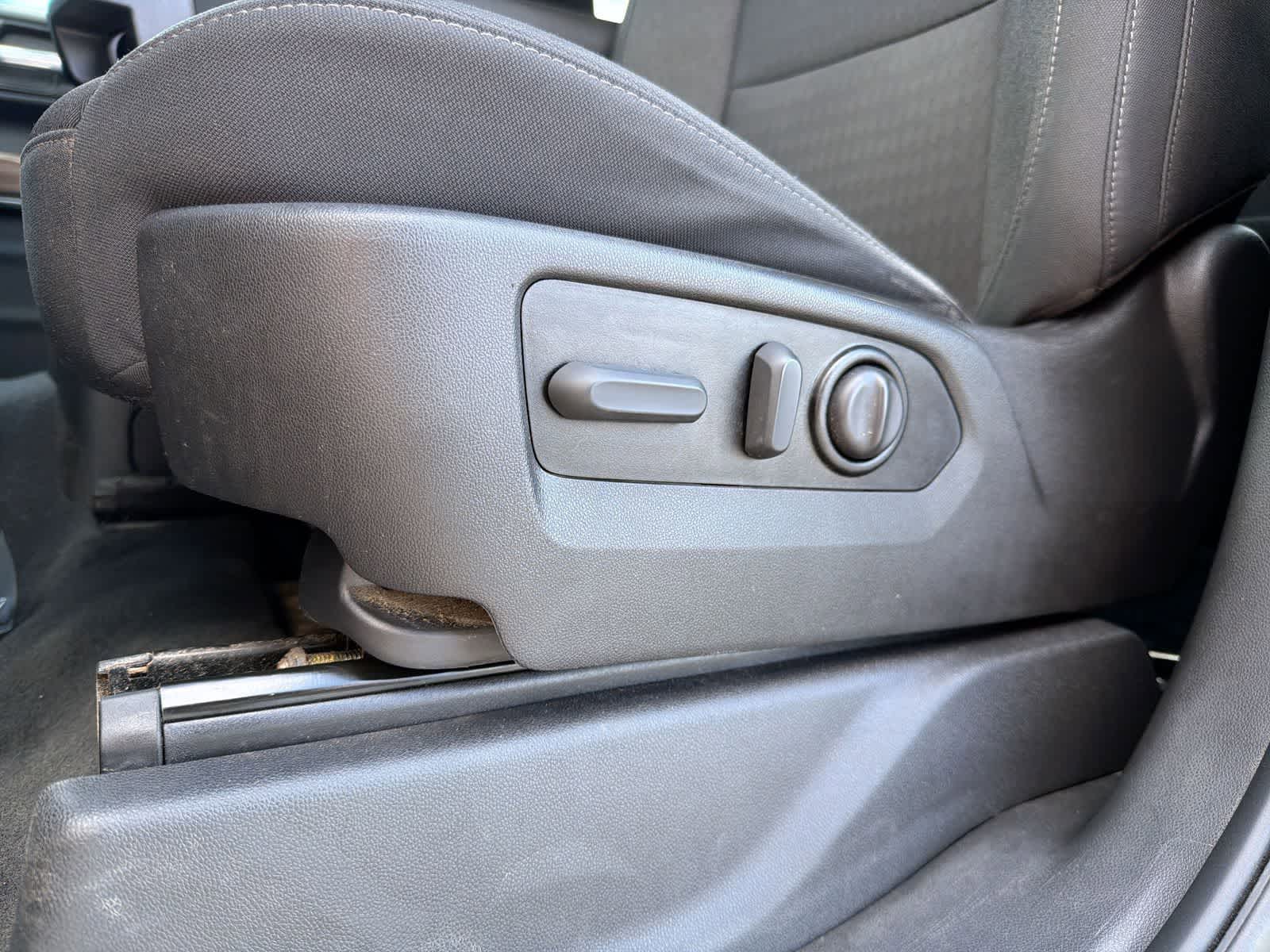 Thumbnail: 2022 Chevrolet Silverado 1500 - 18