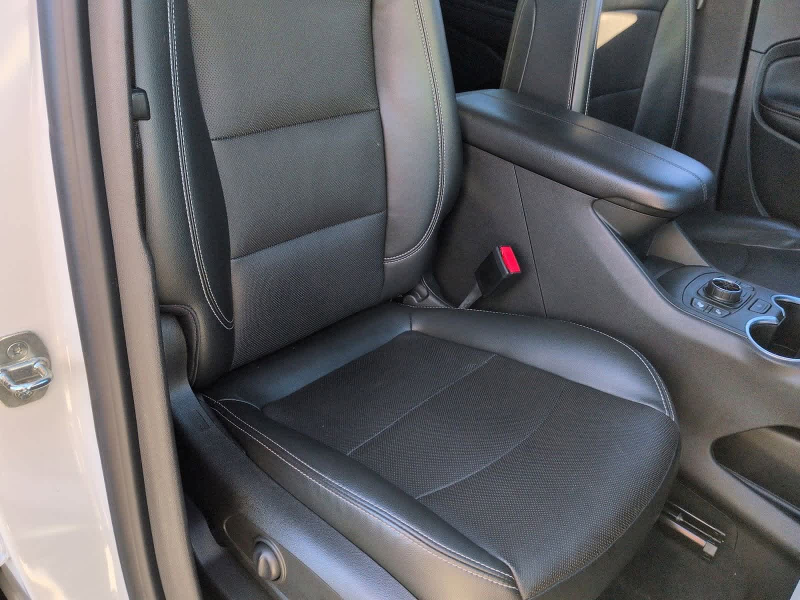 Thumbnail: 2022 GMC Terrain - 22