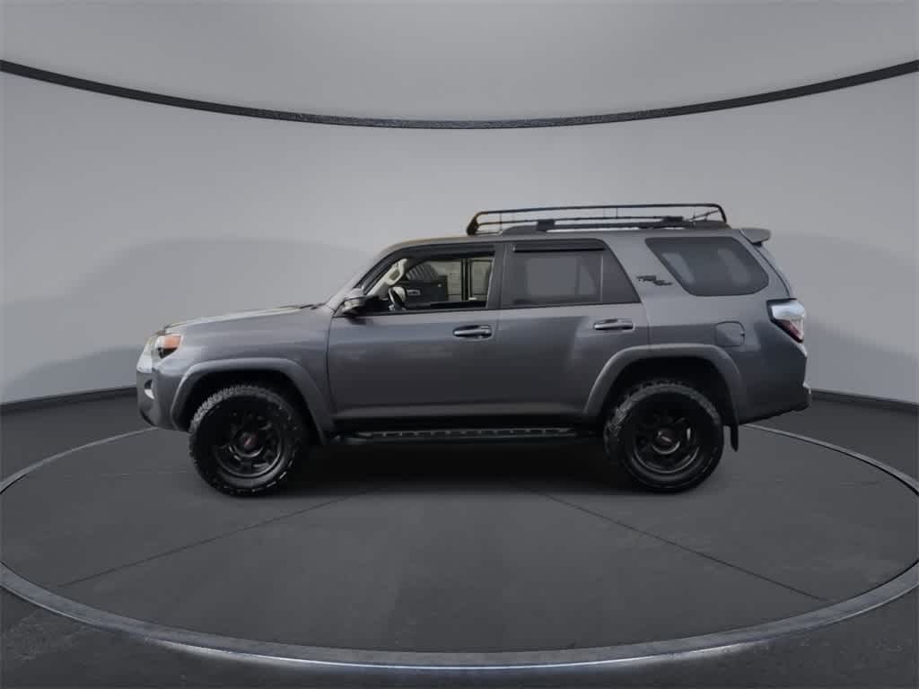 Thumbnail: 2017 Toyota 4Runner - 5