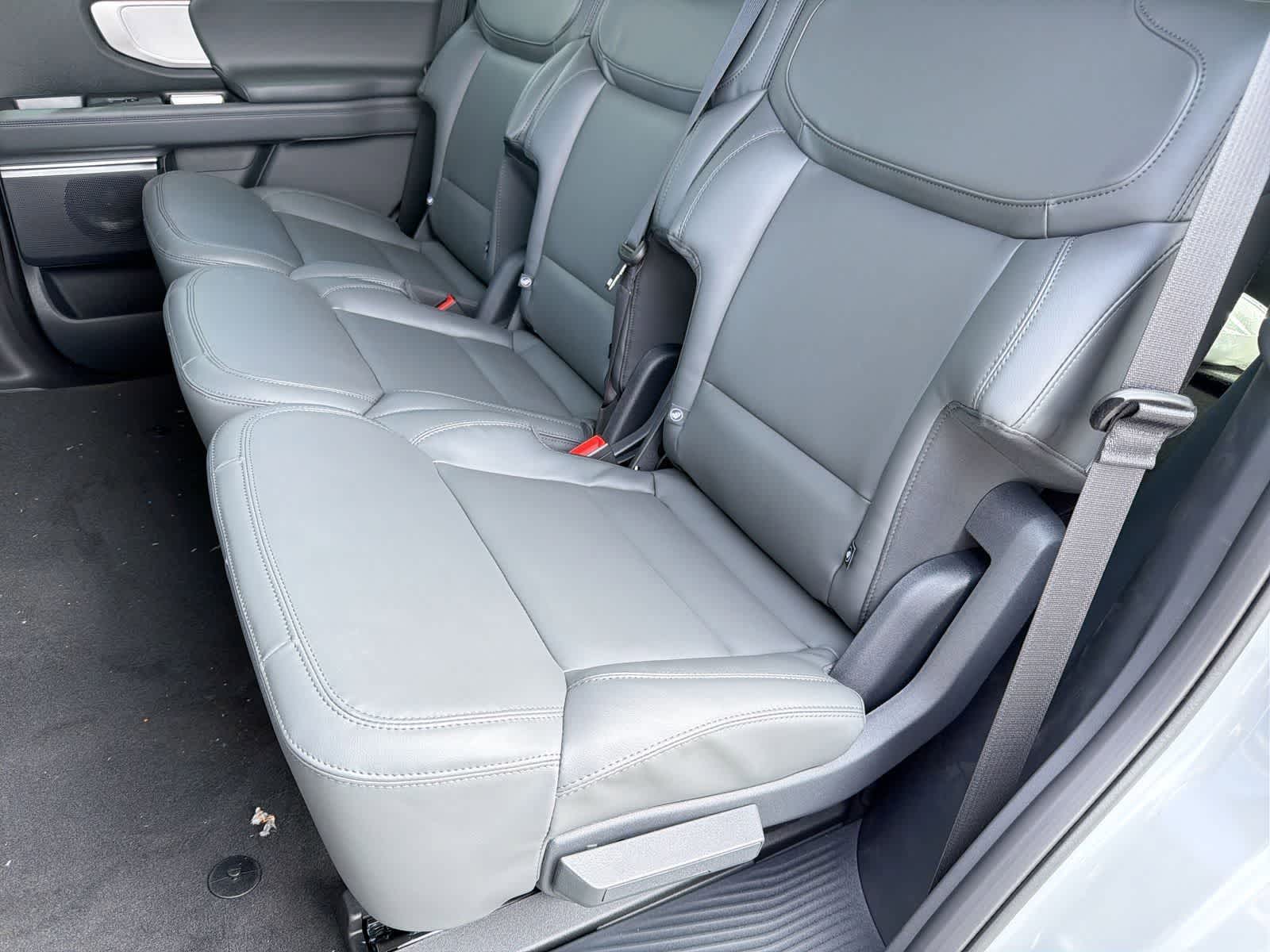 Thumbnail: 2026 Ford Expedition - 21