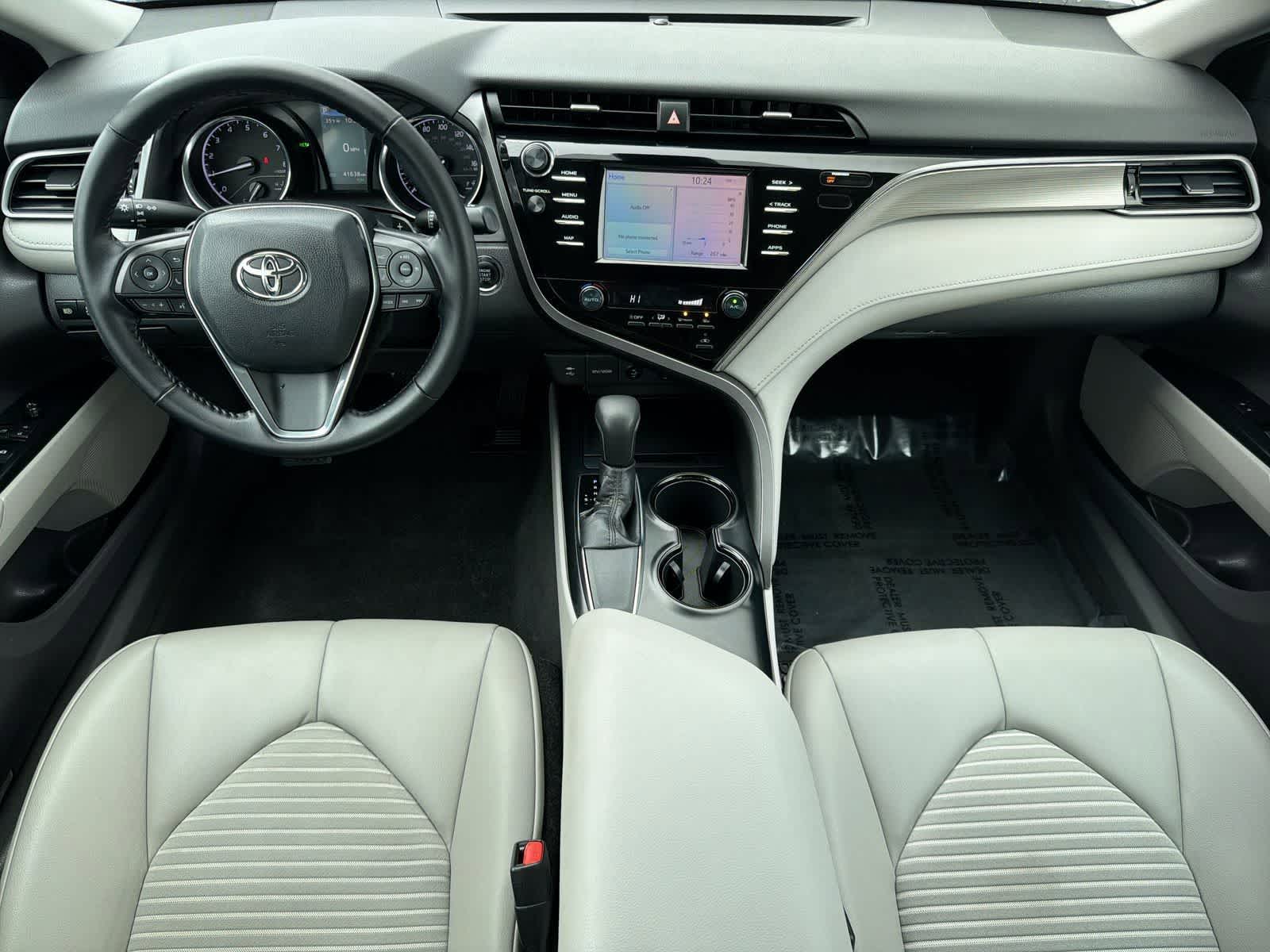 Thumbnail: 2019 Toyota Camry - 16