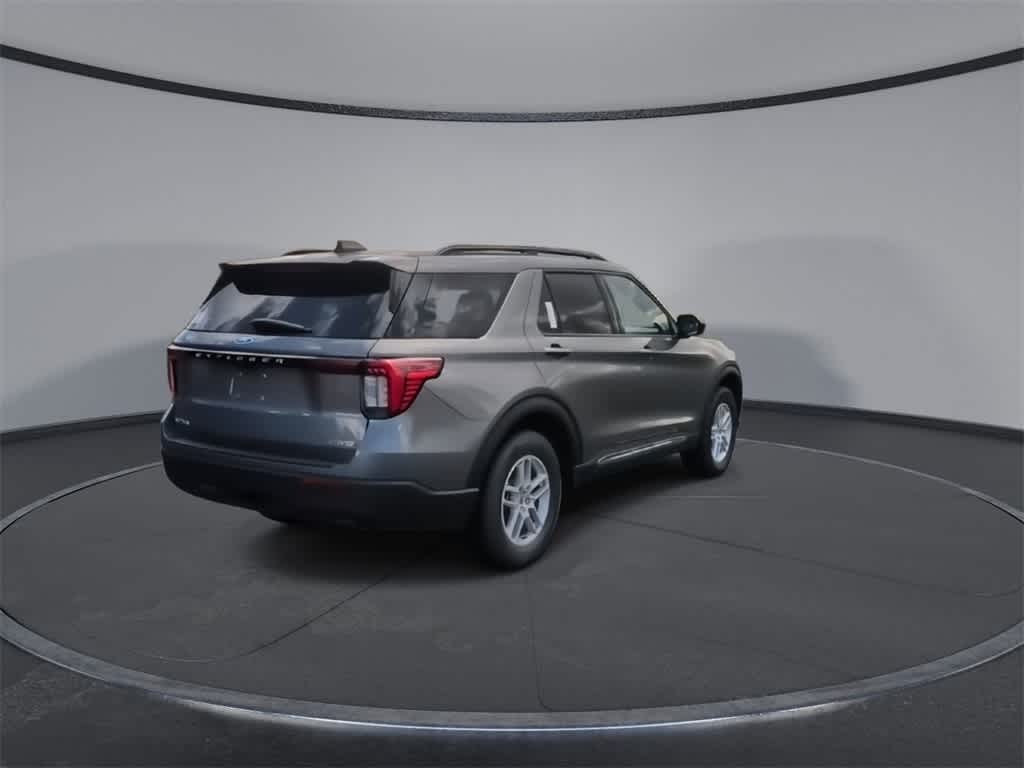 Thumbnail: 2025 Ford Explorer - 8