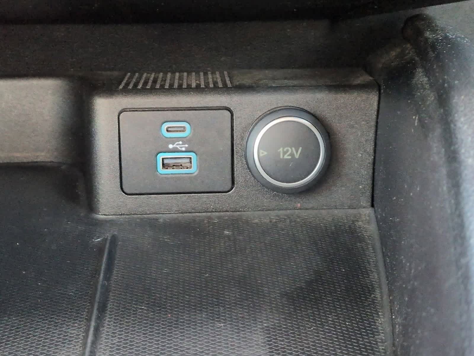 Thumbnail: 2020 Ford Escape - 32