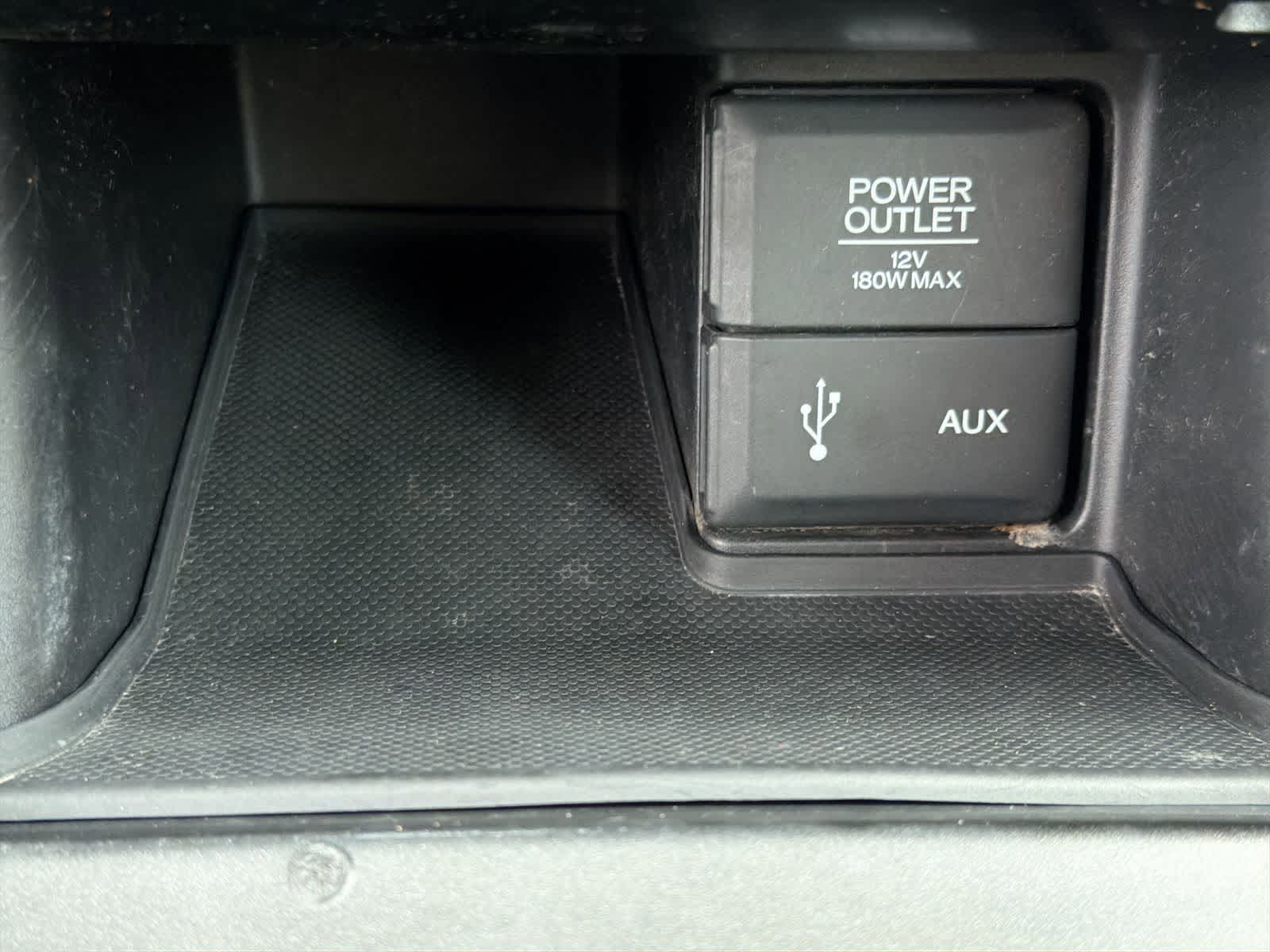 Thumbnail: 2015 Honda Accord - 32