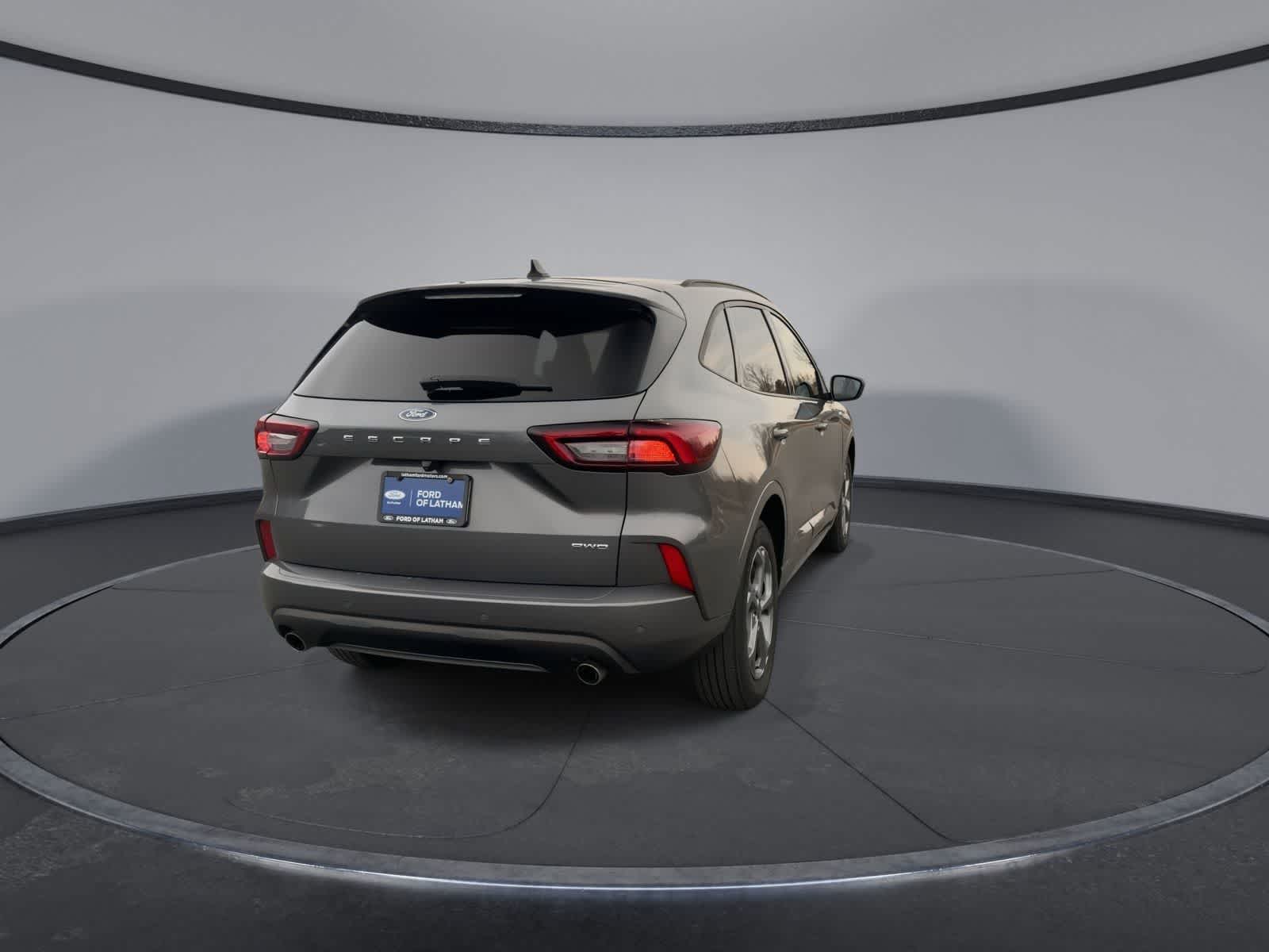 Thumbnail: 2023 Ford Escape - 7