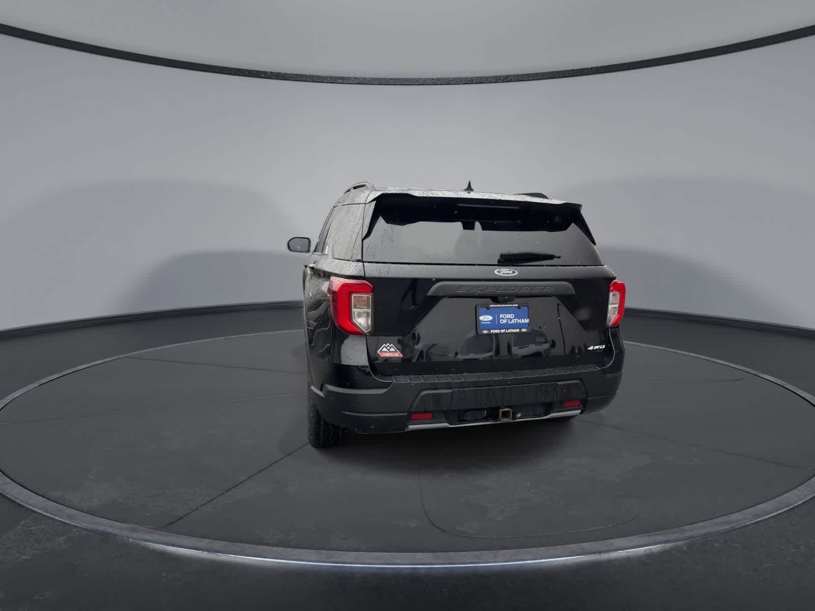 Thumbnail: 2023 Ford Explorer - 7