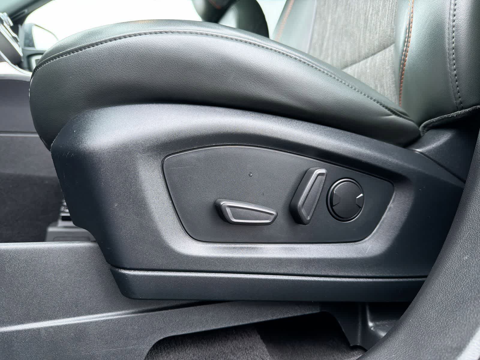 Thumbnail: 2023 Ford Explorer - 18