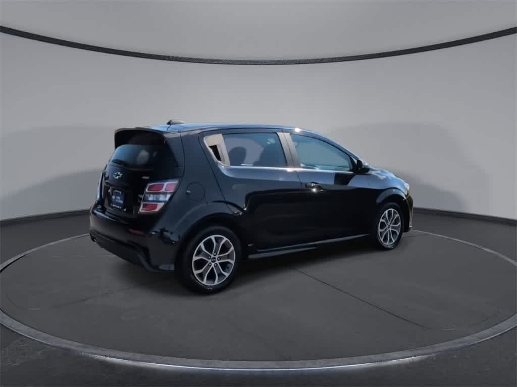 Thumbnail: 2019 Chevrolet Sonic - 8