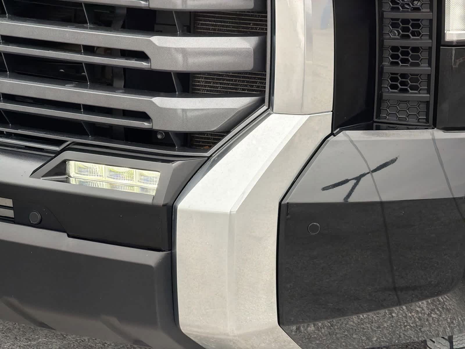 Thumbnail: 2022 Toyota Tundra - 11