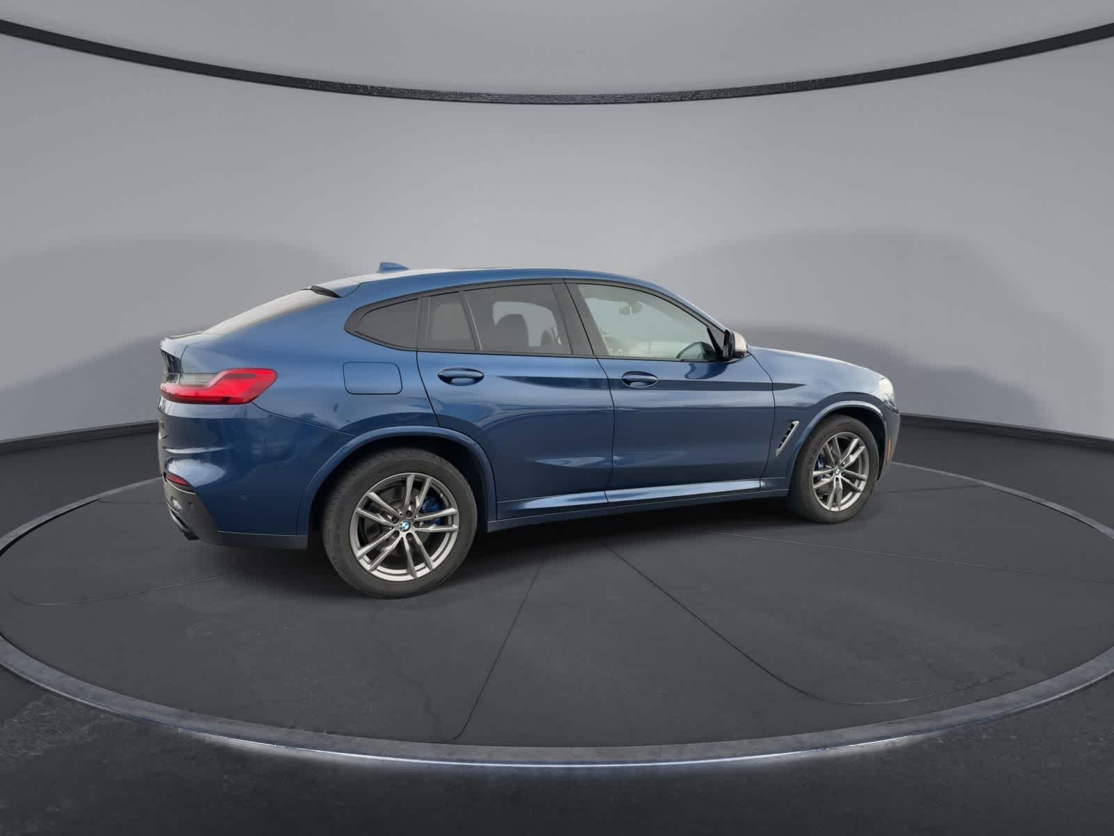 Thumbnail: 2019 BMW X4 - 8