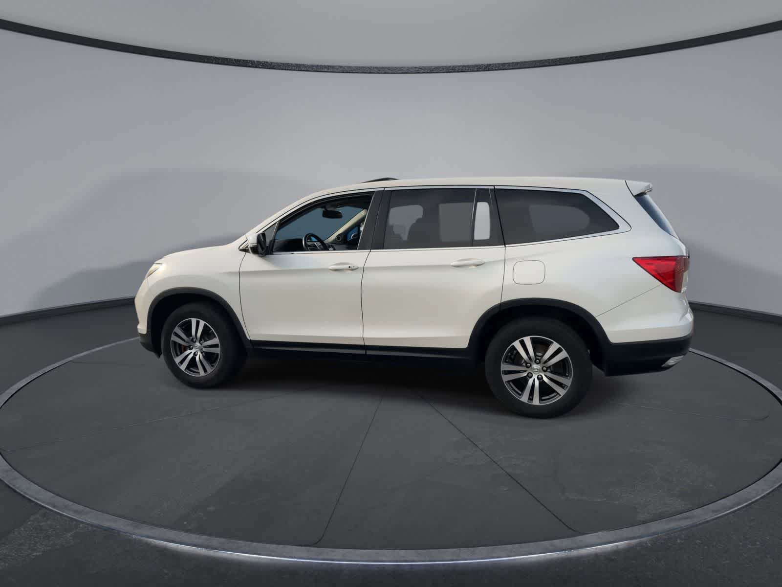 Thumbnail: 2018 Honda Pilot - 5