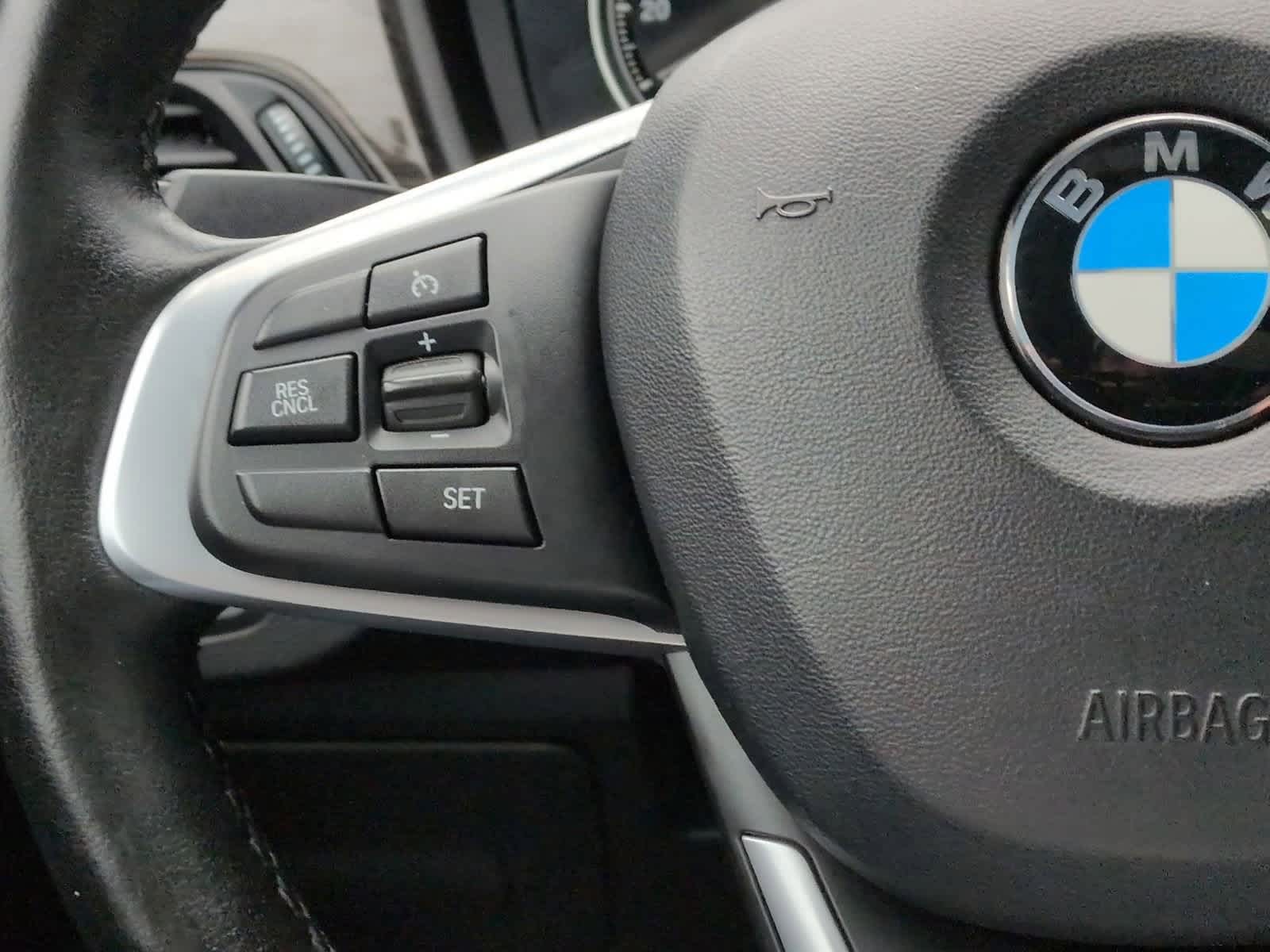 Thumbnail: 2018 BMW X1 - 18