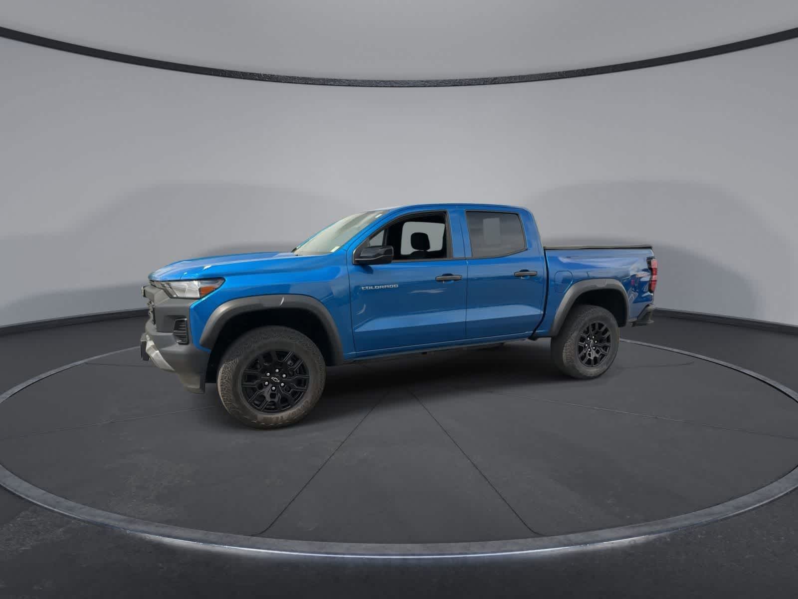 Thumbnail: 2023 Chevrolet Colorado - 4