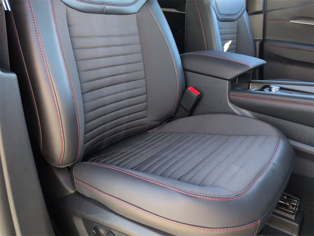 Thumbnail: 2025 Ford Explorer - 22