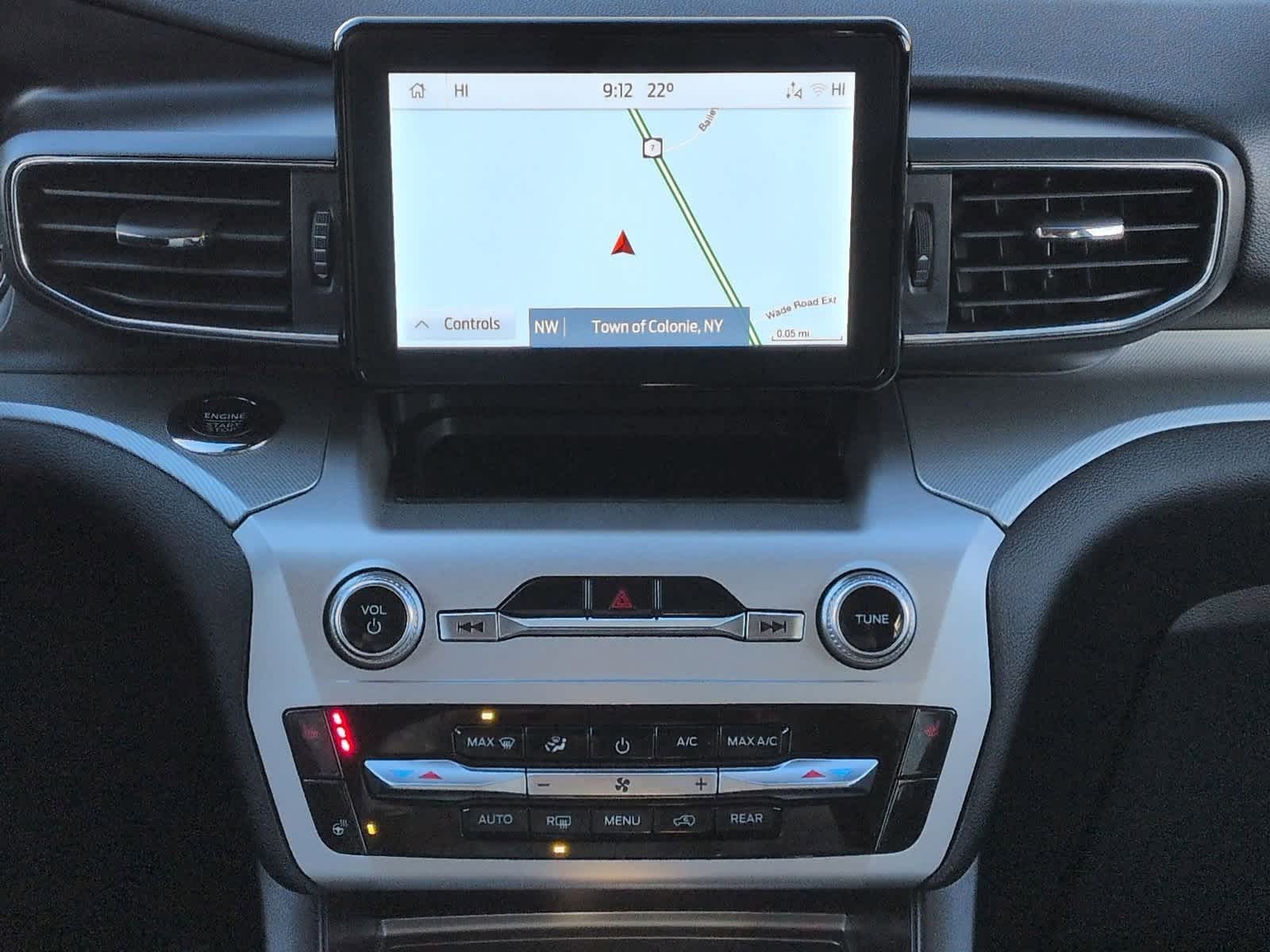 Thumbnail: 2022 Ford Explorer - 30