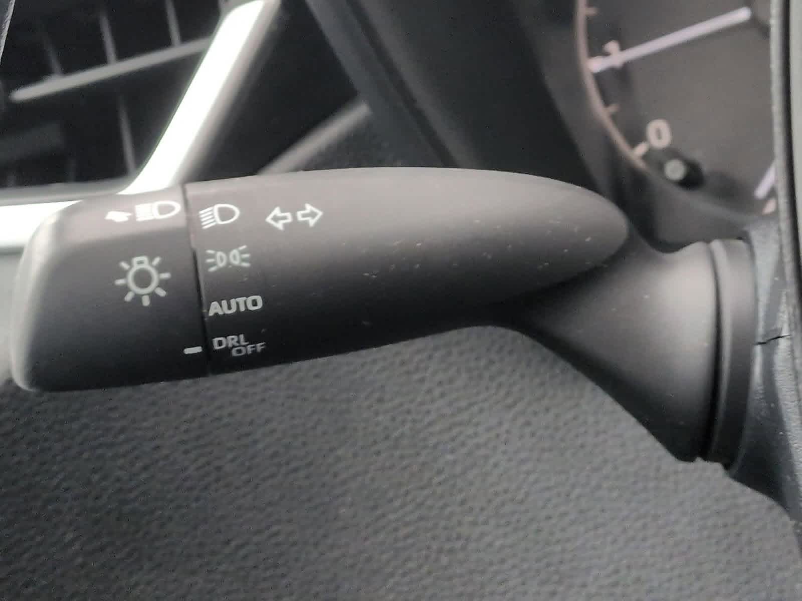 Thumbnail: 2023 Toyota Corolla - 27