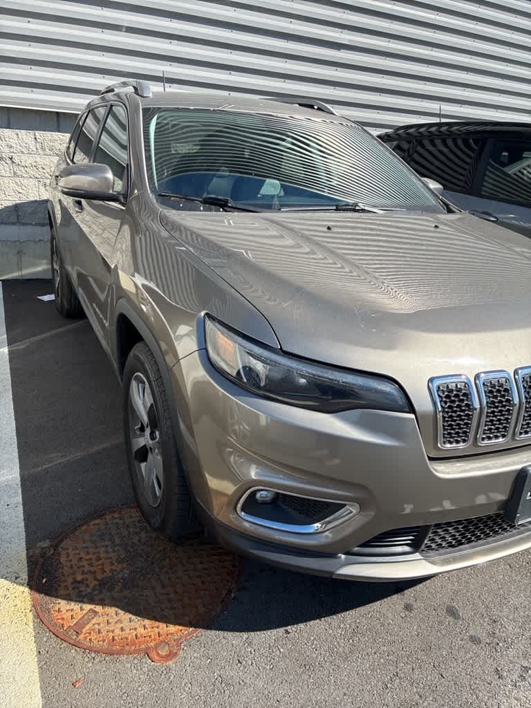 Thumbnail: 2019 Jeep Cherokee - 3