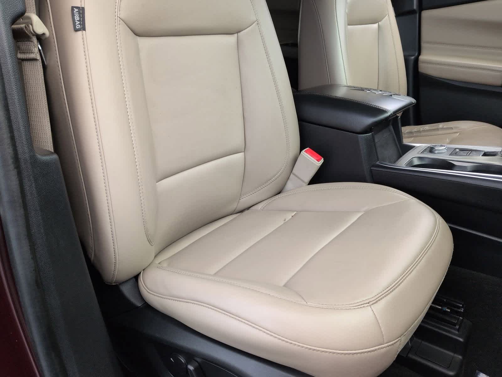 Thumbnail: 2022 Ford Explorer - 22