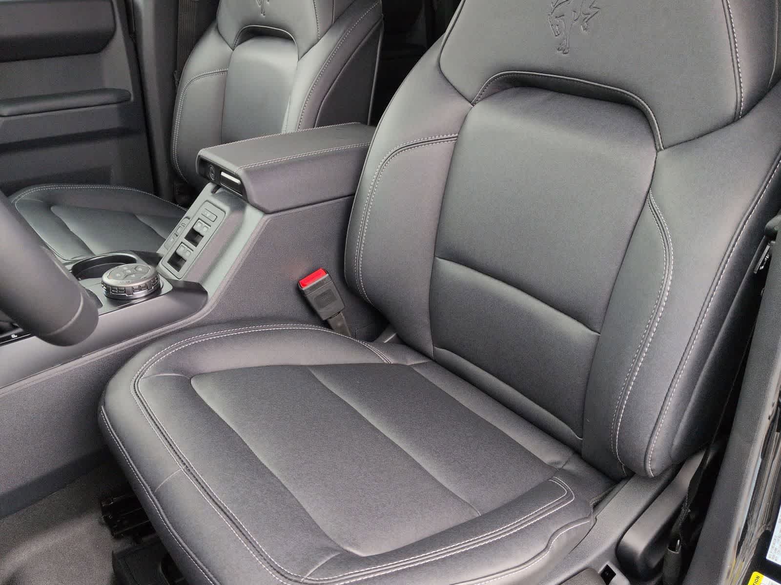 Thumbnail: 2025 Ford Bronco - 17