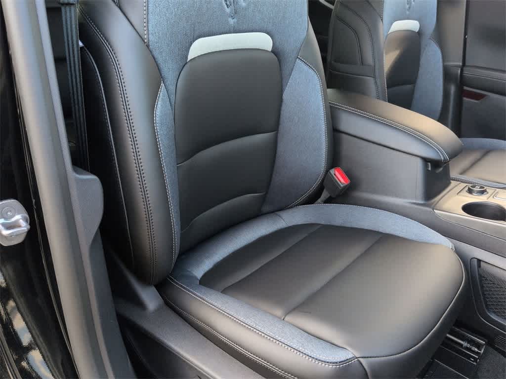 Thumbnail: 2025 Ford Bronco Sport - 22