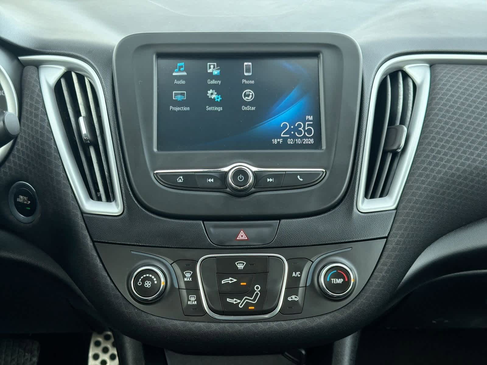 Thumbnail: 2017 Chevrolet Malibu - 28