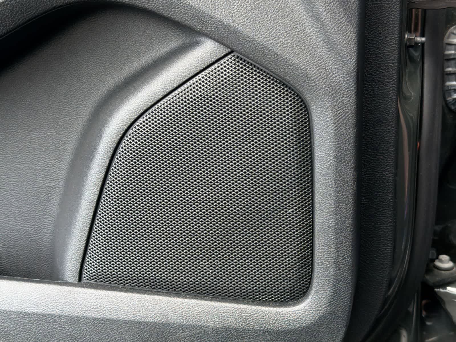 Thumbnail: 2022 Ford Edge - 31