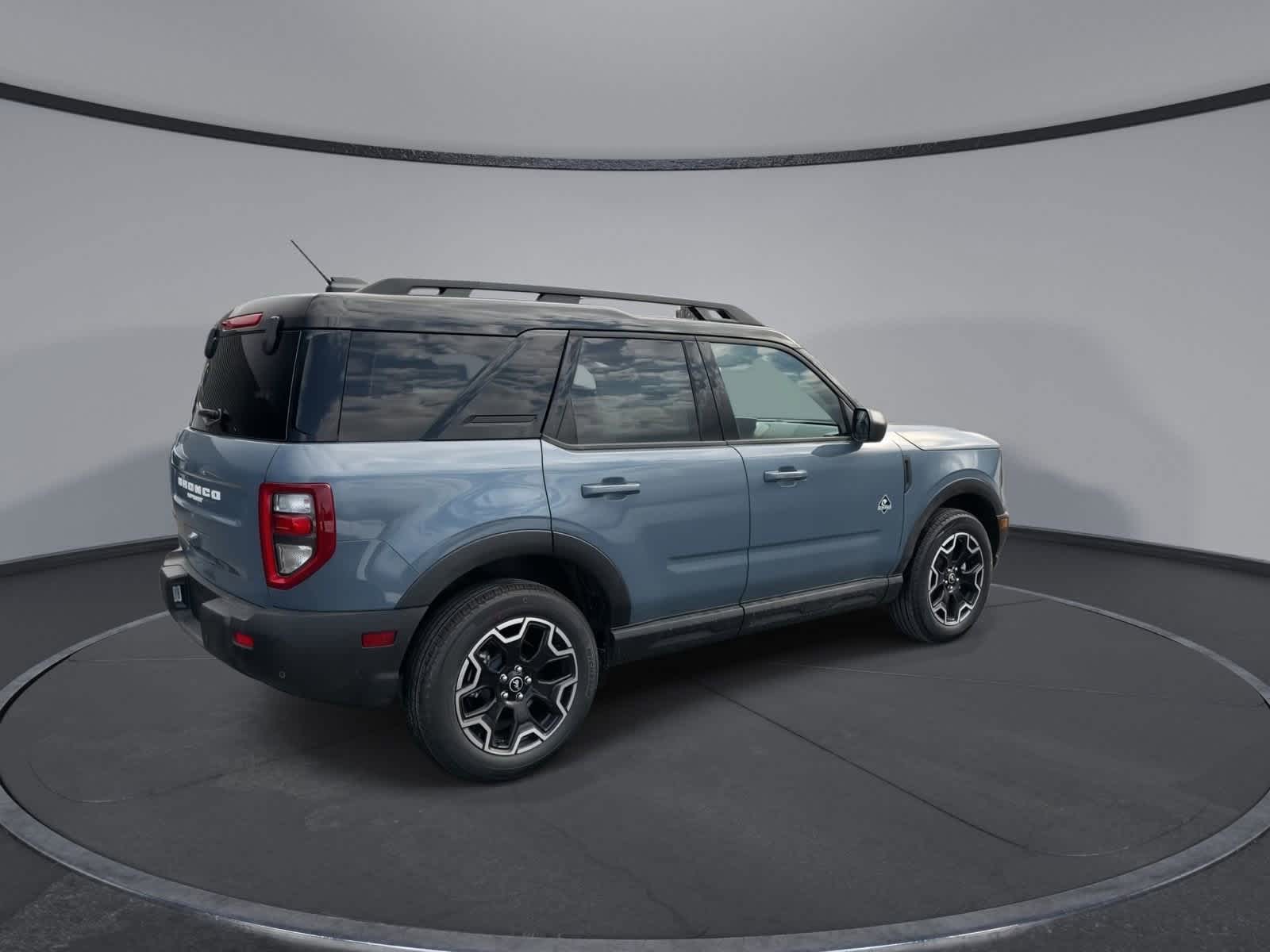 Thumbnail: 2025 Ford Bronco Sport - 8