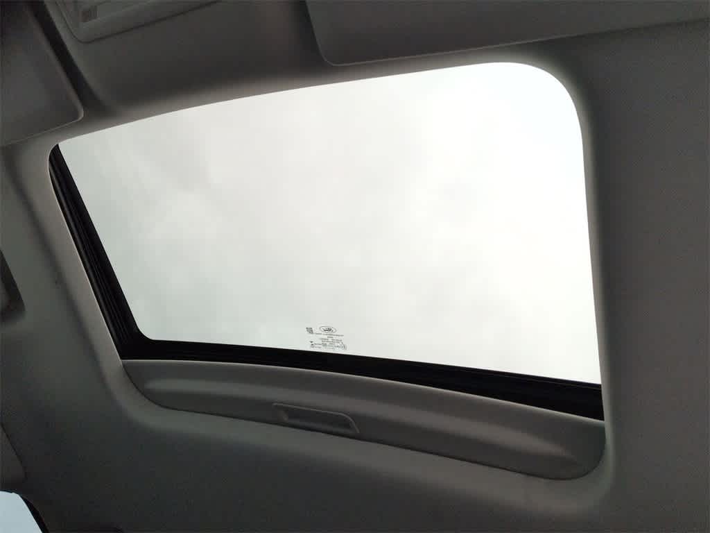 Thumbnail: 2022 Ford Maverick - 20