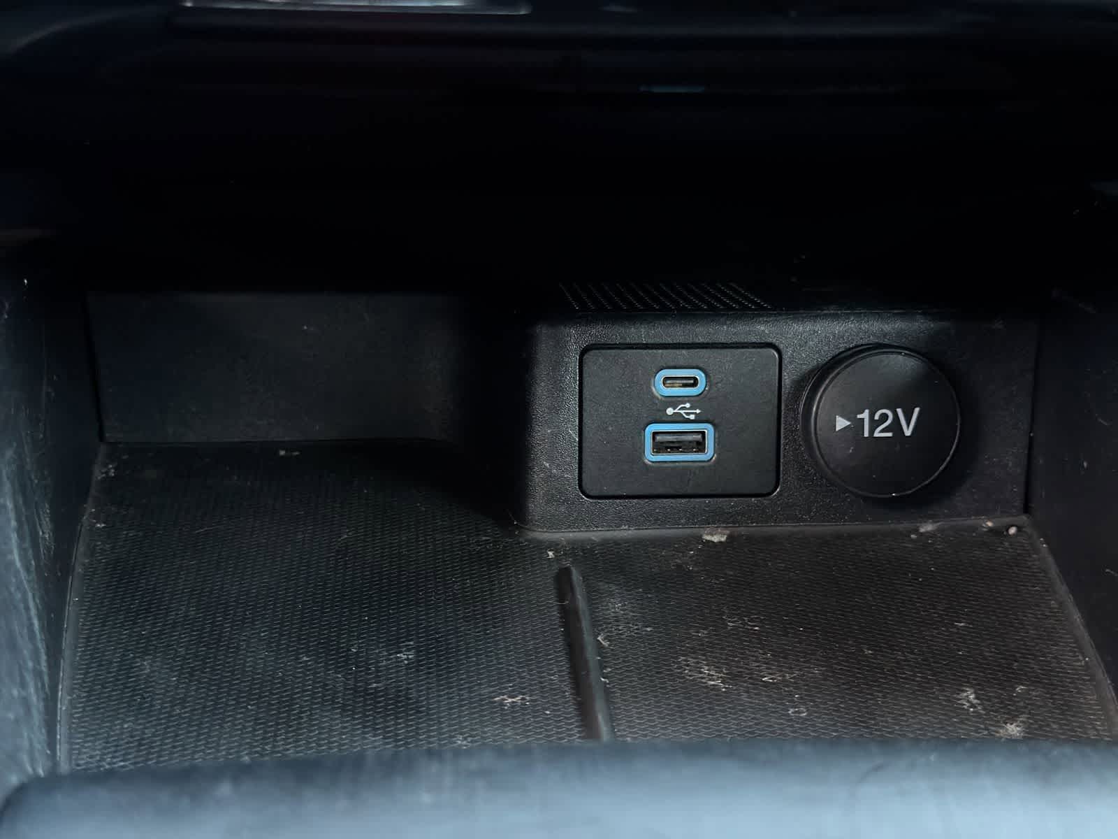 Thumbnail: 2022 Ford Escape - 31