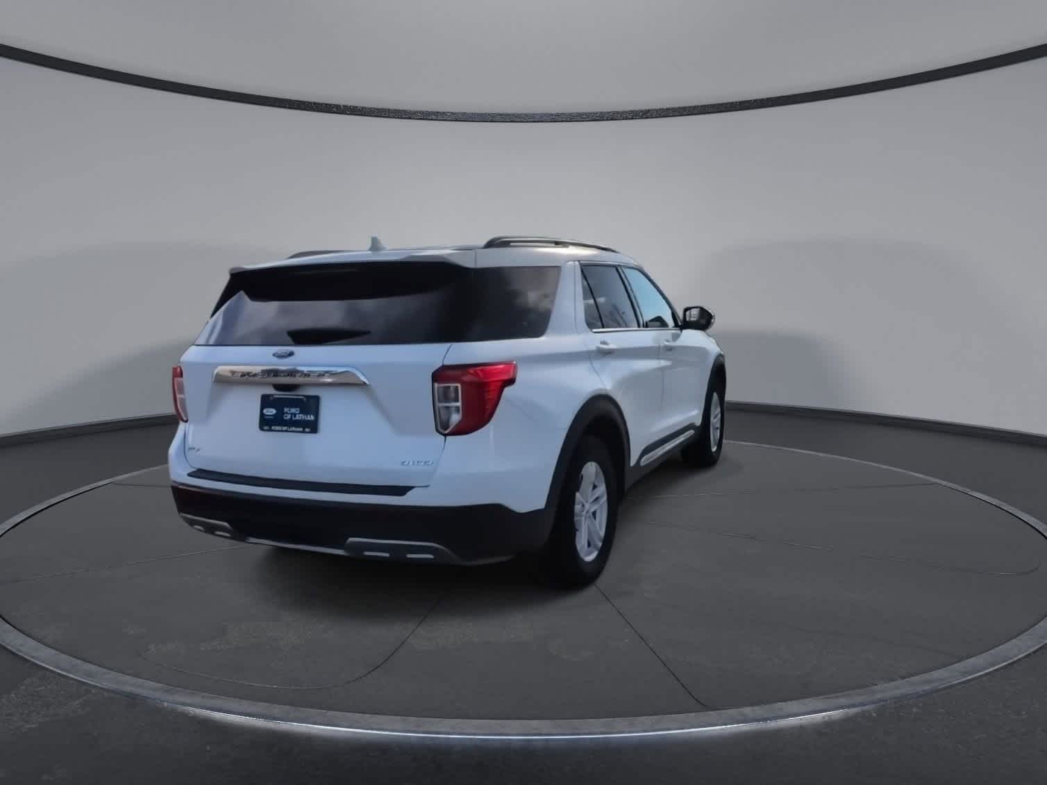 Thumbnail: 2023 Ford Explorer - 8