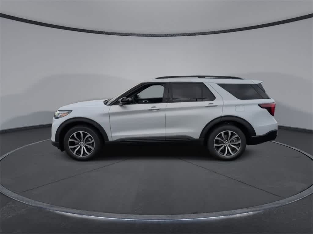 Thumbnail: 2026 Ford Explorer - 5