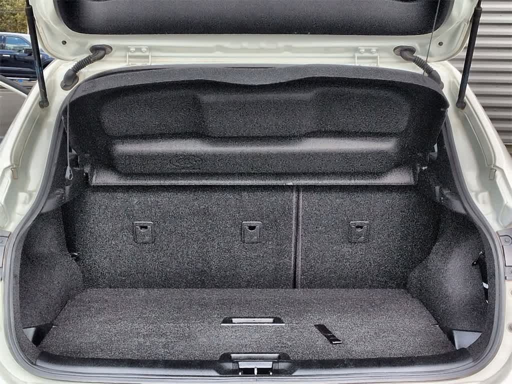 Thumbnail: 2017 Nissan Rogue Sport - 35