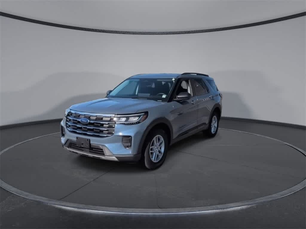 Thumbnail: 2026 Ford Explorer - 3