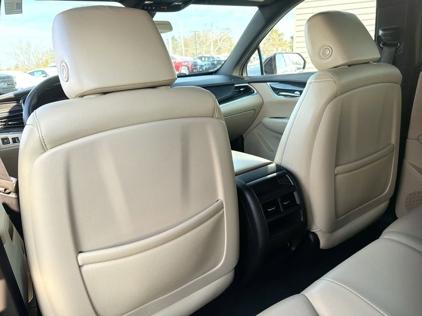 Thumbnail: 2018 Cadillac XT5 - 19