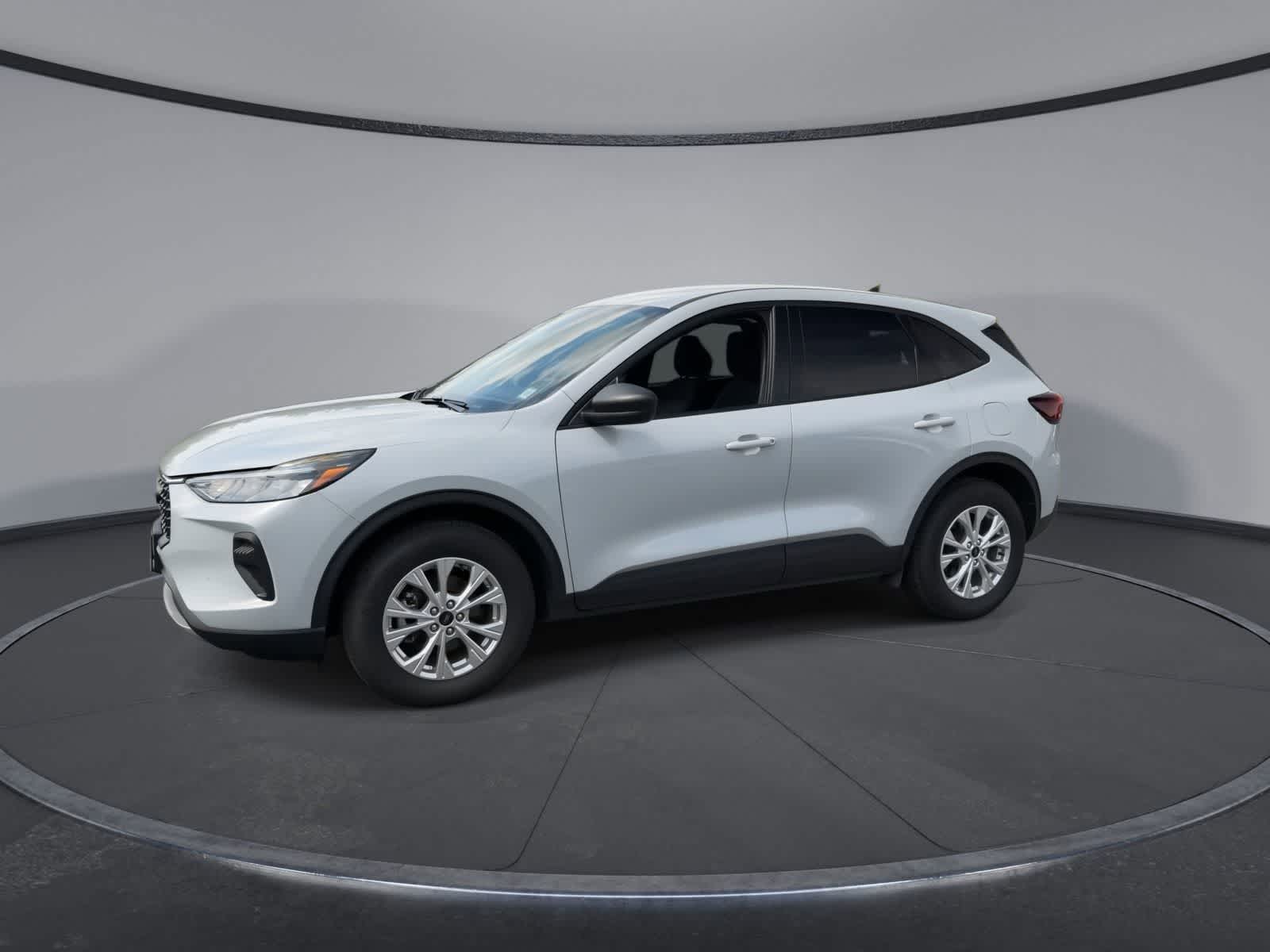 Thumbnail: 2025 Ford Escape - 4