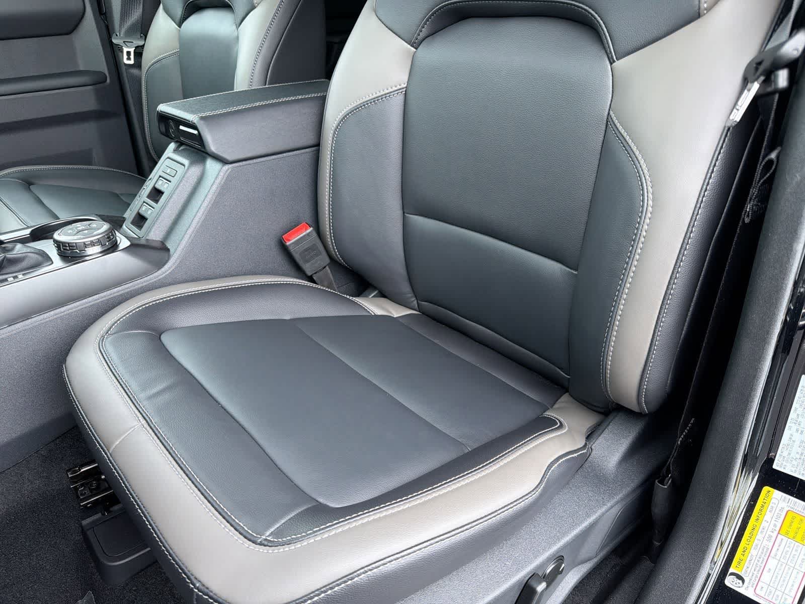 Thumbnail: 2025 Ford Bronco - 17