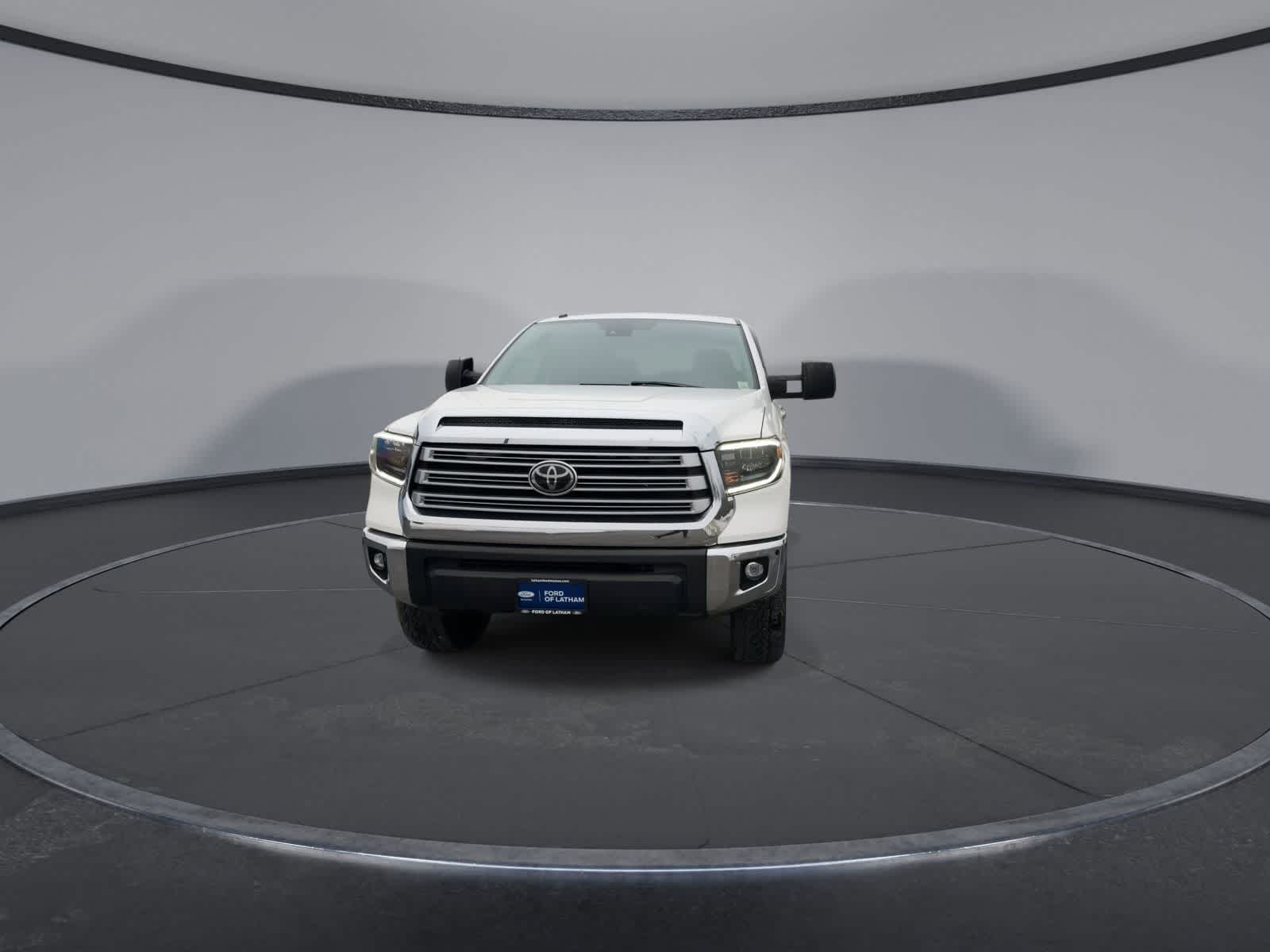 Thumbnail: 2019 Toyota Tundra - 3