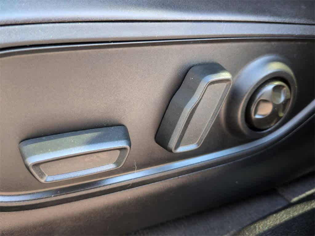 Thumbnail: 2022 Jeep Grand Cherokee - 18