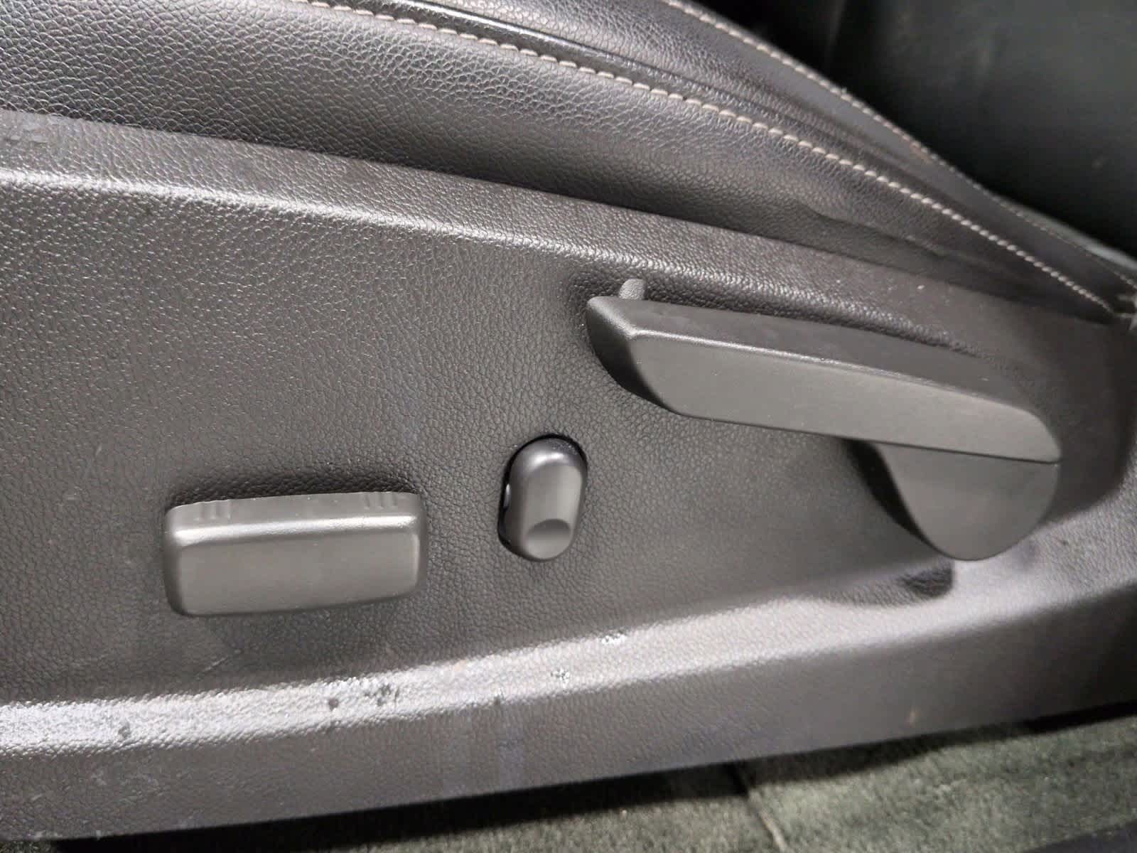 Thumbnail: 2017 Chevrolet Colorado - 10