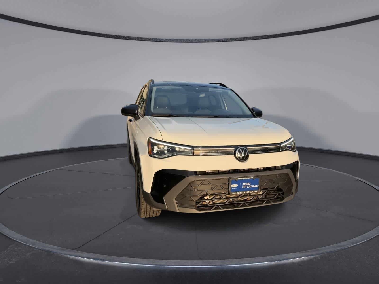 Thumbnail: 2025 Volkswagen Taos - 3
