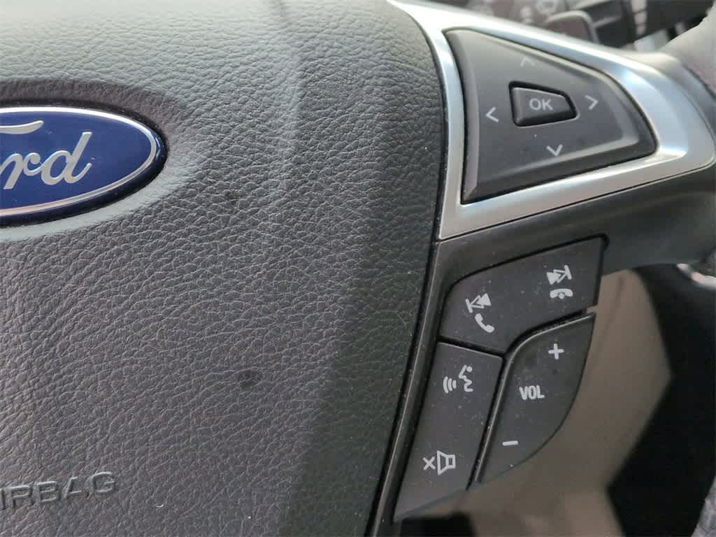 Thumbnail: 2016 Ford Edge - 27