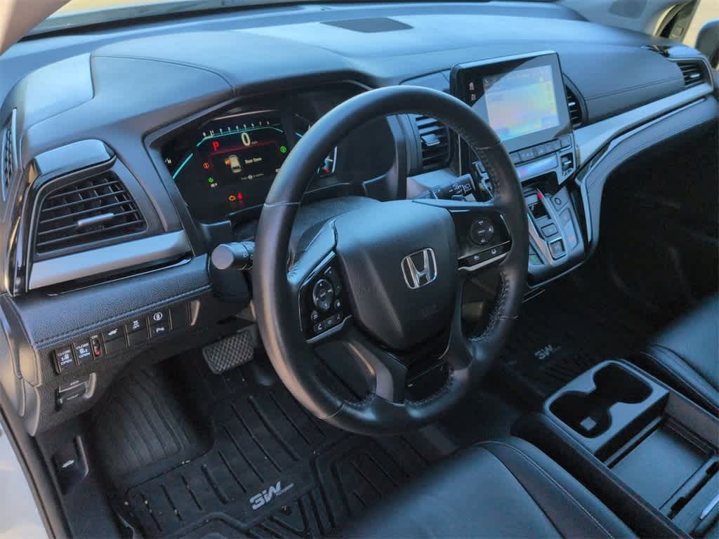 Thumbnail: 2023 Honda Odyssey - 10