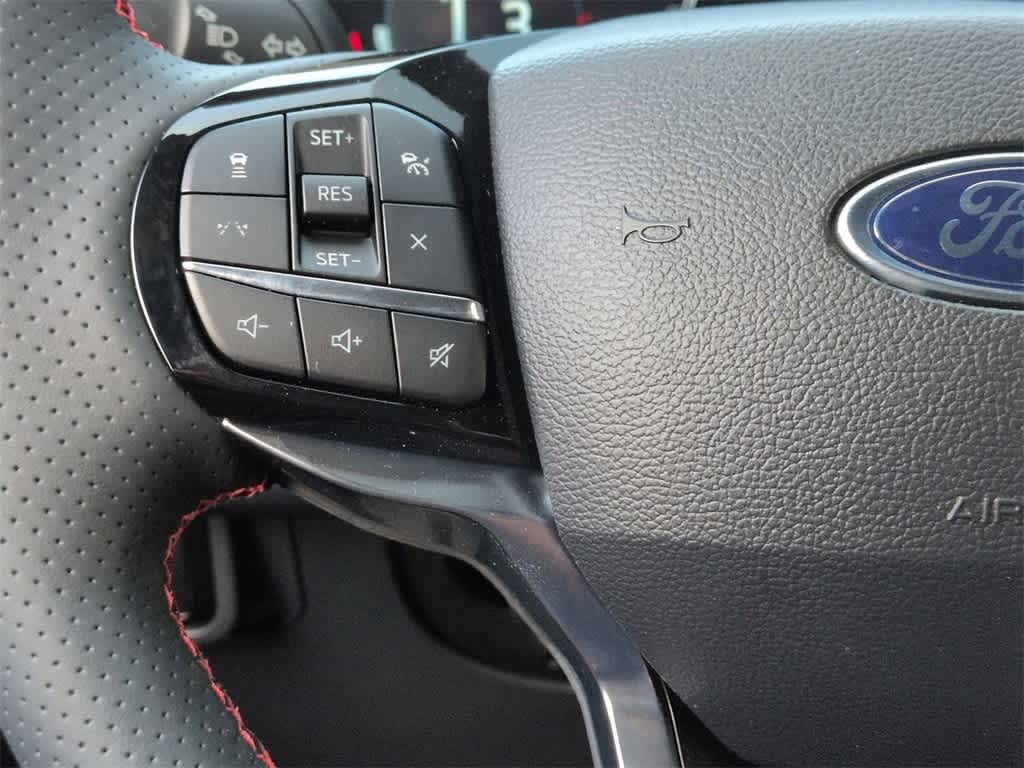 Thumbnail: 2025 Ford Explorer - 24